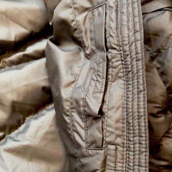 COLUMBIA Grey Quilted Puffer Hooded Coat with Removable Faux Fur Trim Size 1XL - Picture 9 of 13